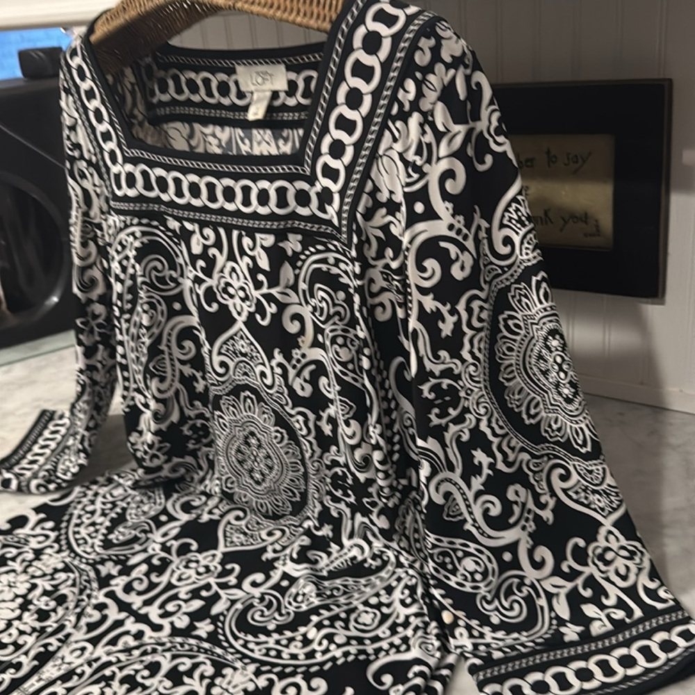 ANN TAYLOR DRESS - Picture 3 of 6